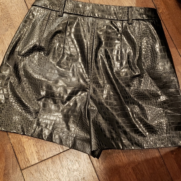 Leather Shorts - Picture 4 of 4